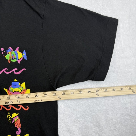 Vintage Fruit of the Loom Shirt Mens Extra Large Clown Fish Graphic 1990 USA 90s - Picture 6 of 10